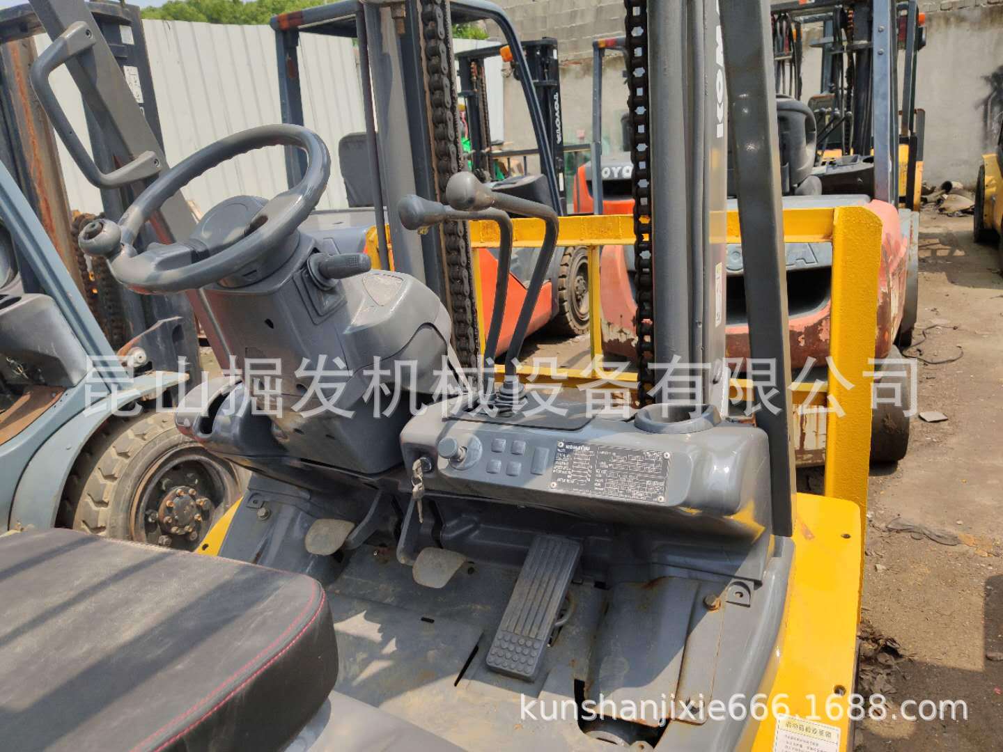 KOMATSU小松30吨二手叉车