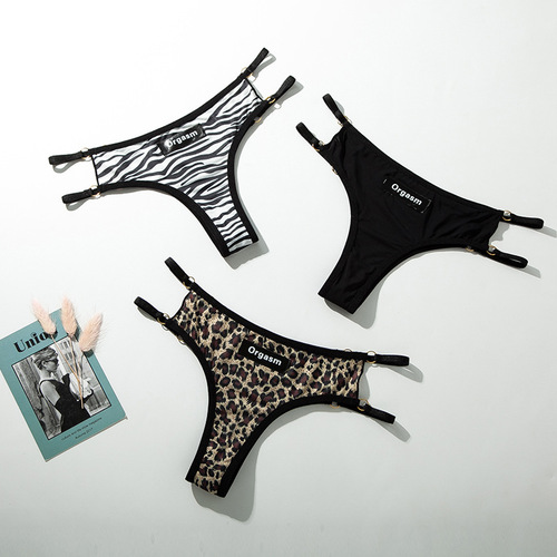 Alphabet European and American thong for women's sports and fitness seamless trendy metal hollow sexy hottie T-BACK large size 6004