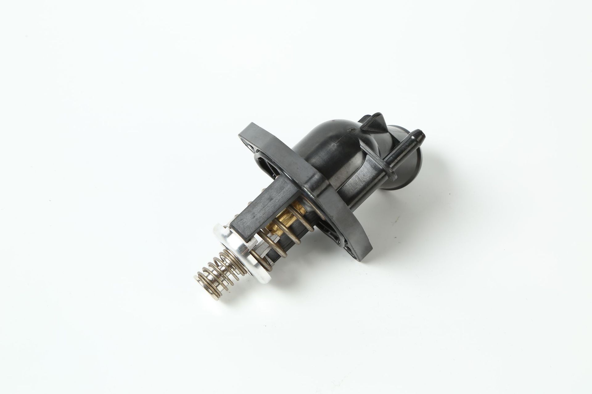 Suitable for Chevrolet Gmc Cadillac Car Thermostat 12666569 12650534 12650536