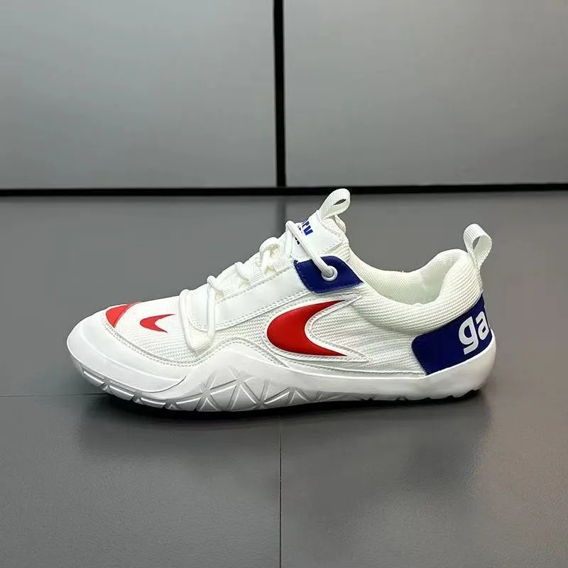 Summer Lightweight Men's Shoes 2025 New Style Mesh Breathable Slip-On Soft Sole Versatile Casual Shoes Flat Driving Shoes