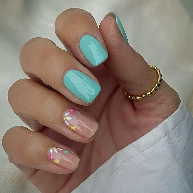 Spring feeling soft nail polish fingertip a touch of green is Sprout White gentle wear nail finished fake nails