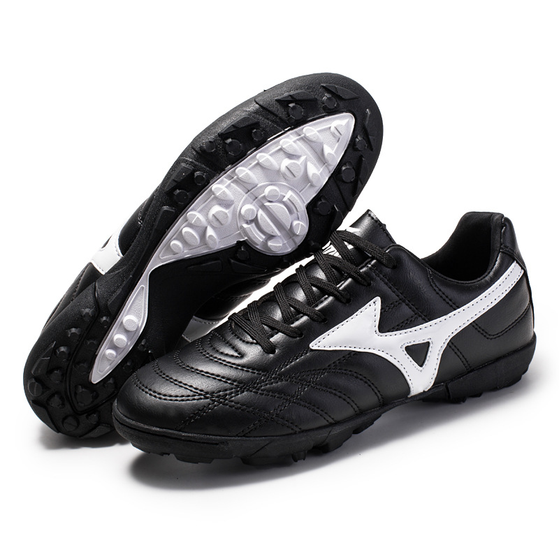 Black / 32
