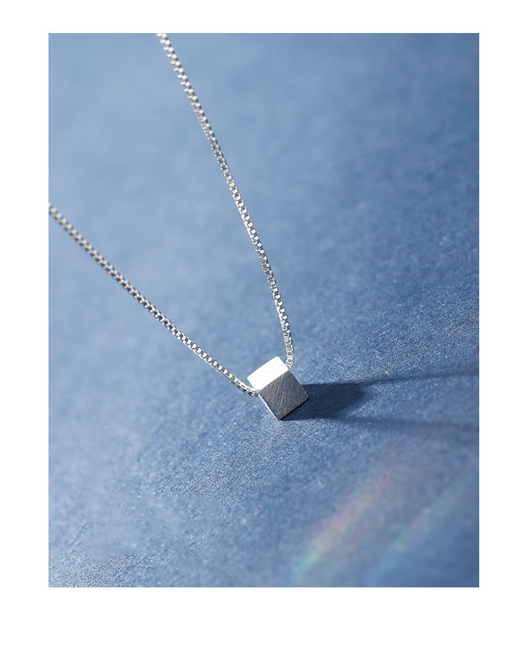 Minimalist Geometric Cube Necklace For Women In Matte Brushed Gold_voghion.com