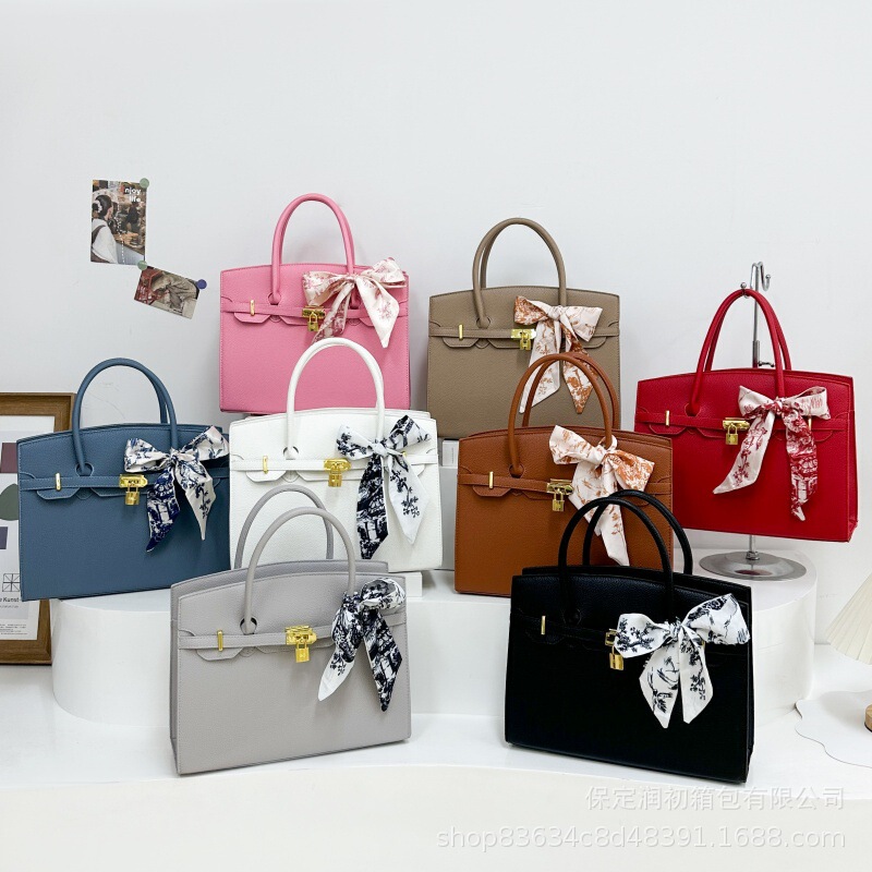 European and American Retro Lychee Pattern Platinum Bag for Women, New Cross-Border Fashion Kelly Bag with Silk Scarf Lock Buckle, Large Capacity Handbag European and American Retro Lychee Pattern Platinum Bag for Women, New Cross-Border Fashion Kelly Bag with Silk Scarf Lock Buckle, Large Capacity Handbag