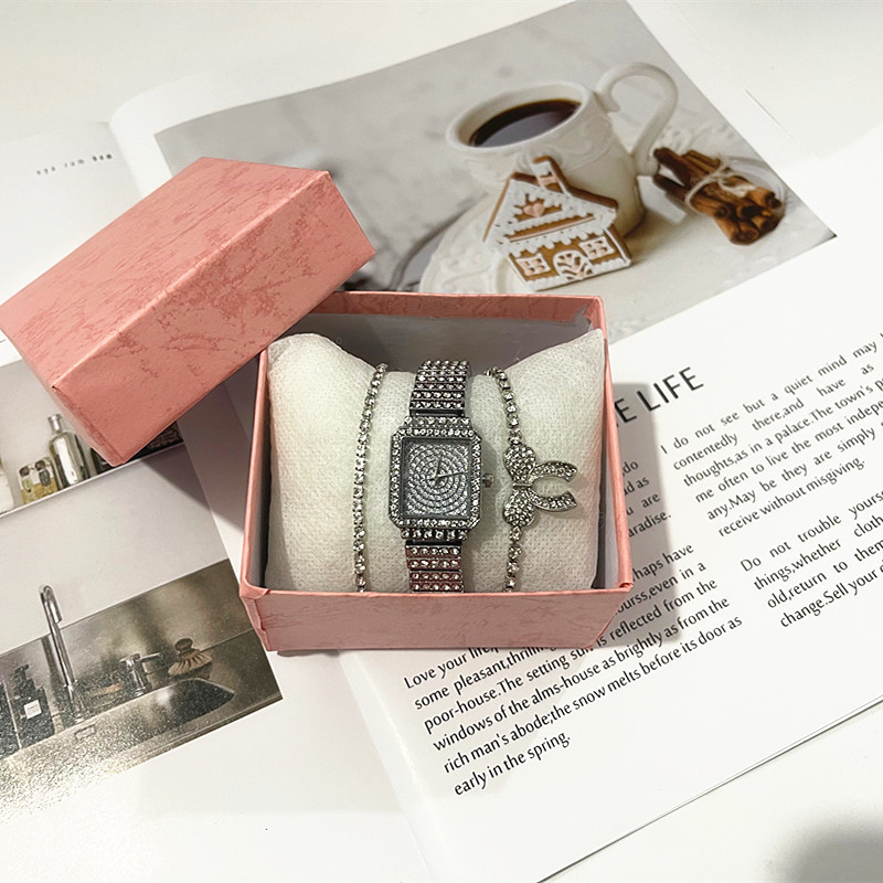 Nei waarm Moud einfach Diamant kleng quadratesch Auer Moud dräideeleg Damen Auer Kaddobox Quarz Auer_voghion.com