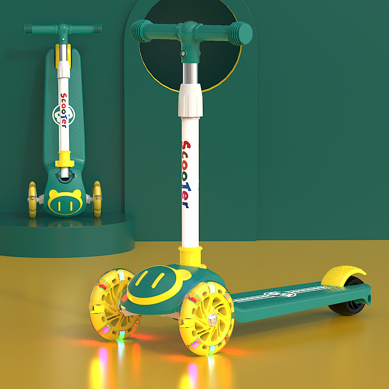 Spot de comercio exterior scooter al por mayor para niños tres en uno sentado y resbaladizo para hombres y mujeres, música para bebés, patinaje ligero