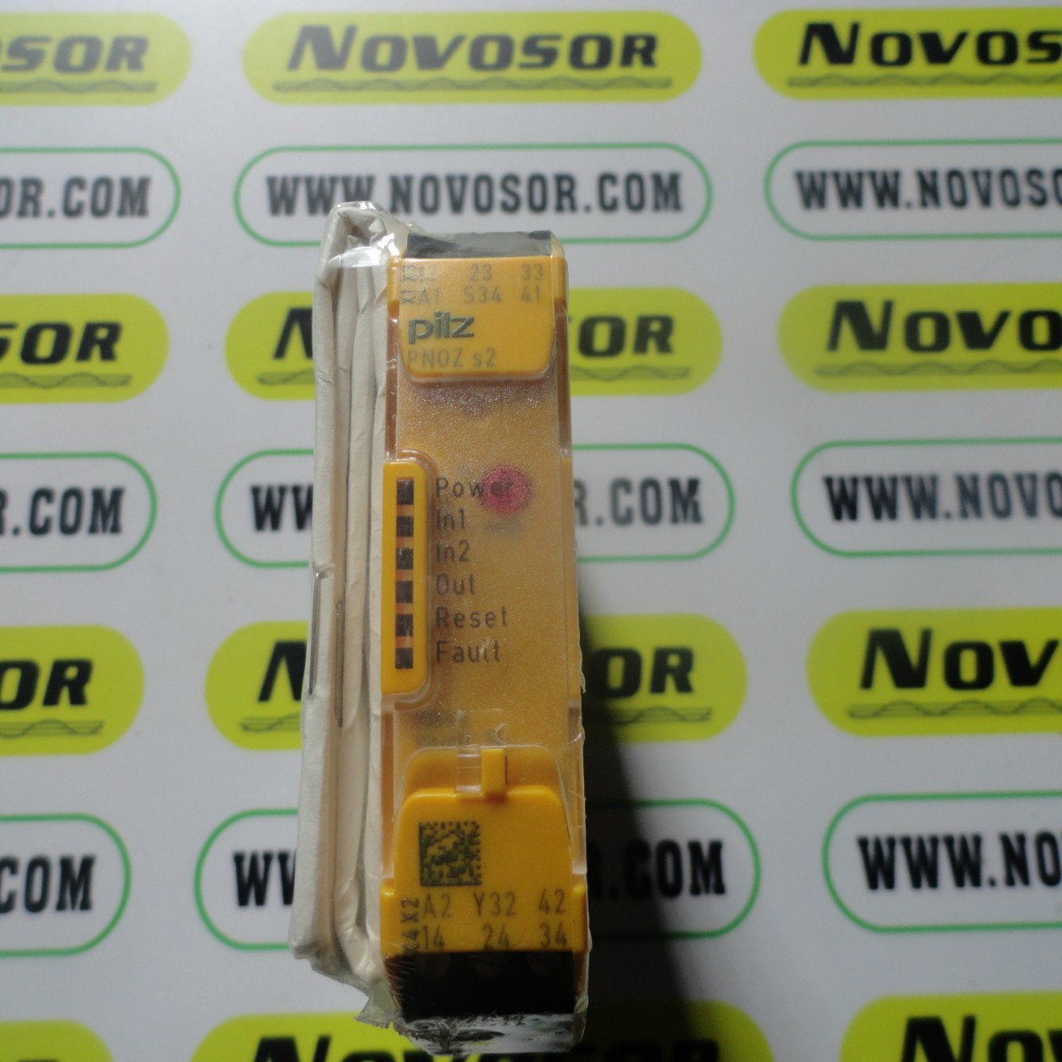 PNOZ S2 24VDC 750102   PILZ 继电器