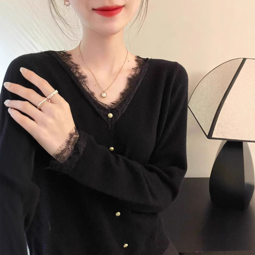 Lace knitted elegant black woolen sweater