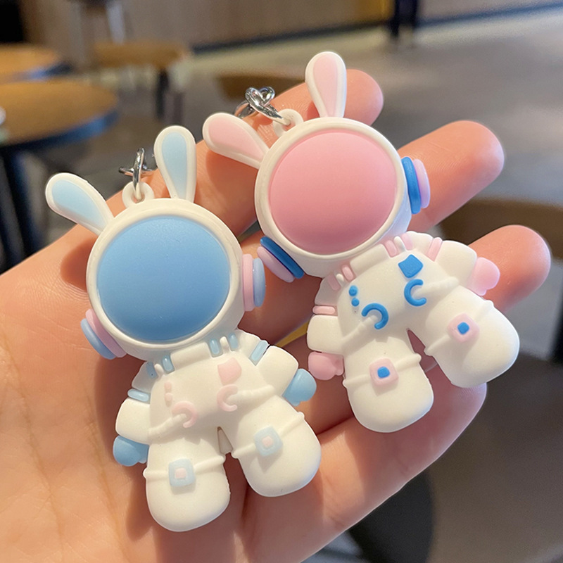 Wholesale Cartoon Space Rabbit Car Keychain Cute Creative Backpack Pendant Astronaut Bag Hanging Ornaments Small Gifts