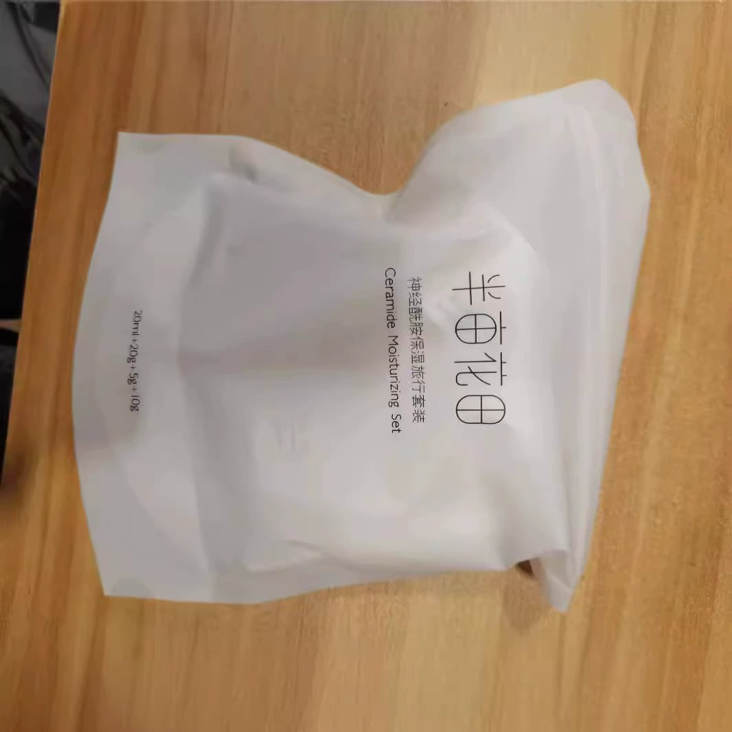 Набор образцов полакра Curamide увлажняющий набор для путешествий