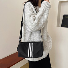 �l�y������б����r�����e��y�ճ�Ů��s�������ٴ�μ��