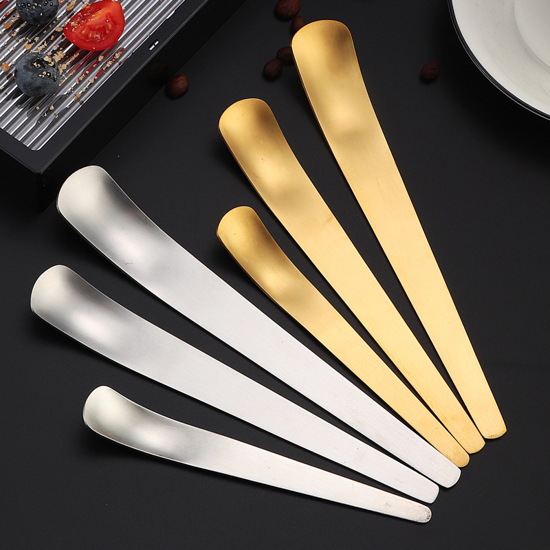 Cuchara de acero inoxidable con mango largo para café y postre_voghion.com