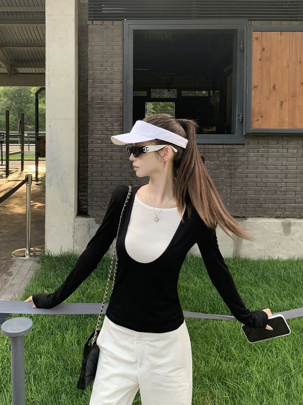 柏林初秋*拼色假两件T恤女秋设计感圆领修身上衣|undefined