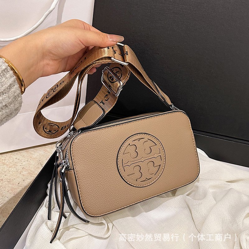 Nuevo bolso de cámara BT con estampado de litchi en Europa y los Estados Unidos en verano 2024, bolso de cámara con cremallera doble, bolso de mujer con tirantes de hombro único