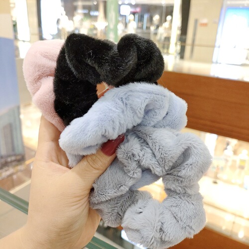Factory direct sales new ins jade rabbit velvet soft and comfortable plush hair band girl large intestine circle Korean style hair accessories headband