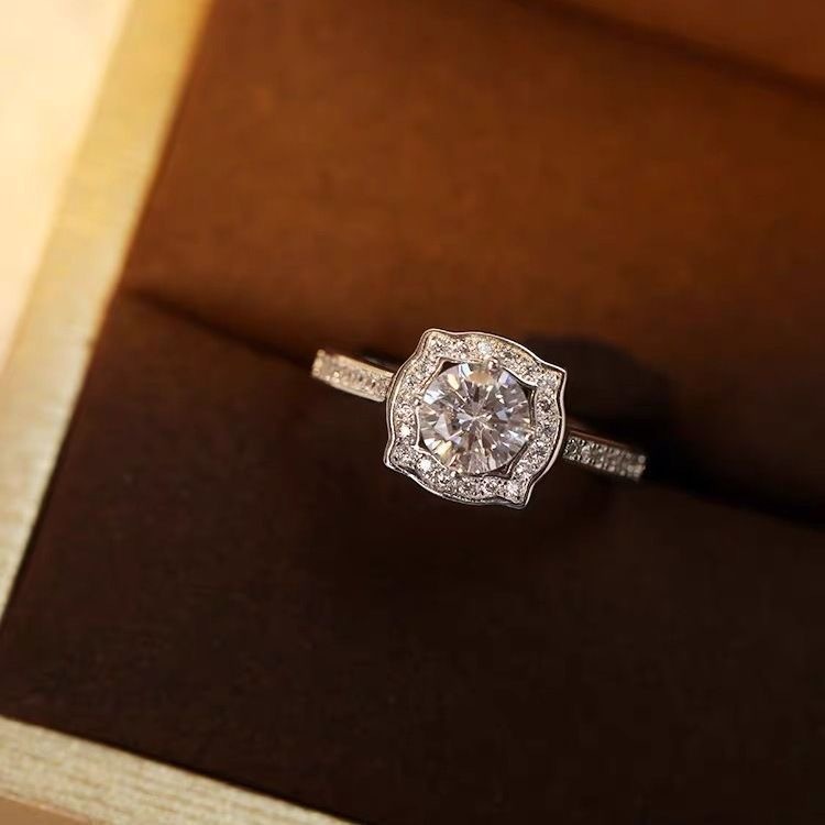 Biscuit girl ring