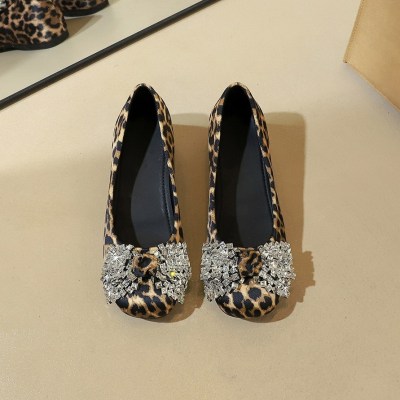 838-H159 French leopard print square toe shallow mouth, one foot kick, rhinestone big bow, comfortable inner height incr