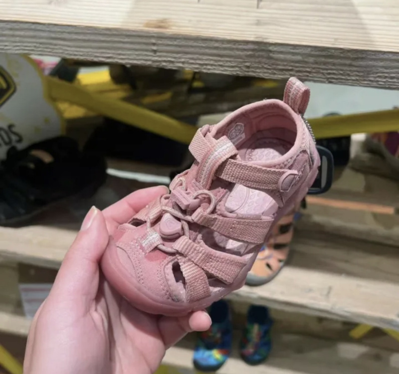 Ken/科恩子供の渉水靴サンダルの包頭は赤ちゃんのビーチ靴の屋外の追跡靴を蹴るのを防ぎます。|undefined