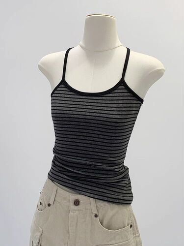 Unique and stylish Thai-style niche striped sleeveless camisole for women—new summer design, perfect for wearing alone or as a base layer, slim-fit short top.
