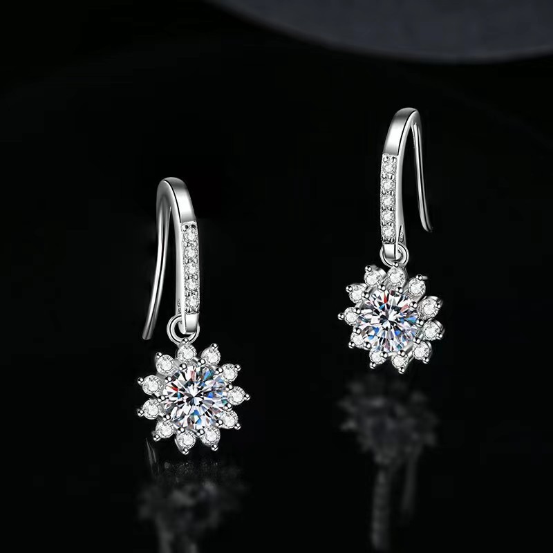 Nuovi orecchini in moissanite placcati in oro bianco con rame, gancio per orecchini di alta qualità a forma di girasole, orecchini da donna da un carato_voghion.com