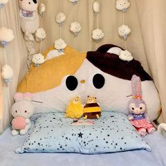 ベッドの頭の柔らかいクッションの女子の枕のかわいい寝室の背もたれの枕のベッドの枕の学生の3花の猫の長いストリップの抱き枕