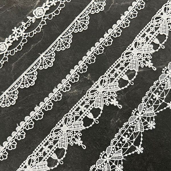 White lace cloth