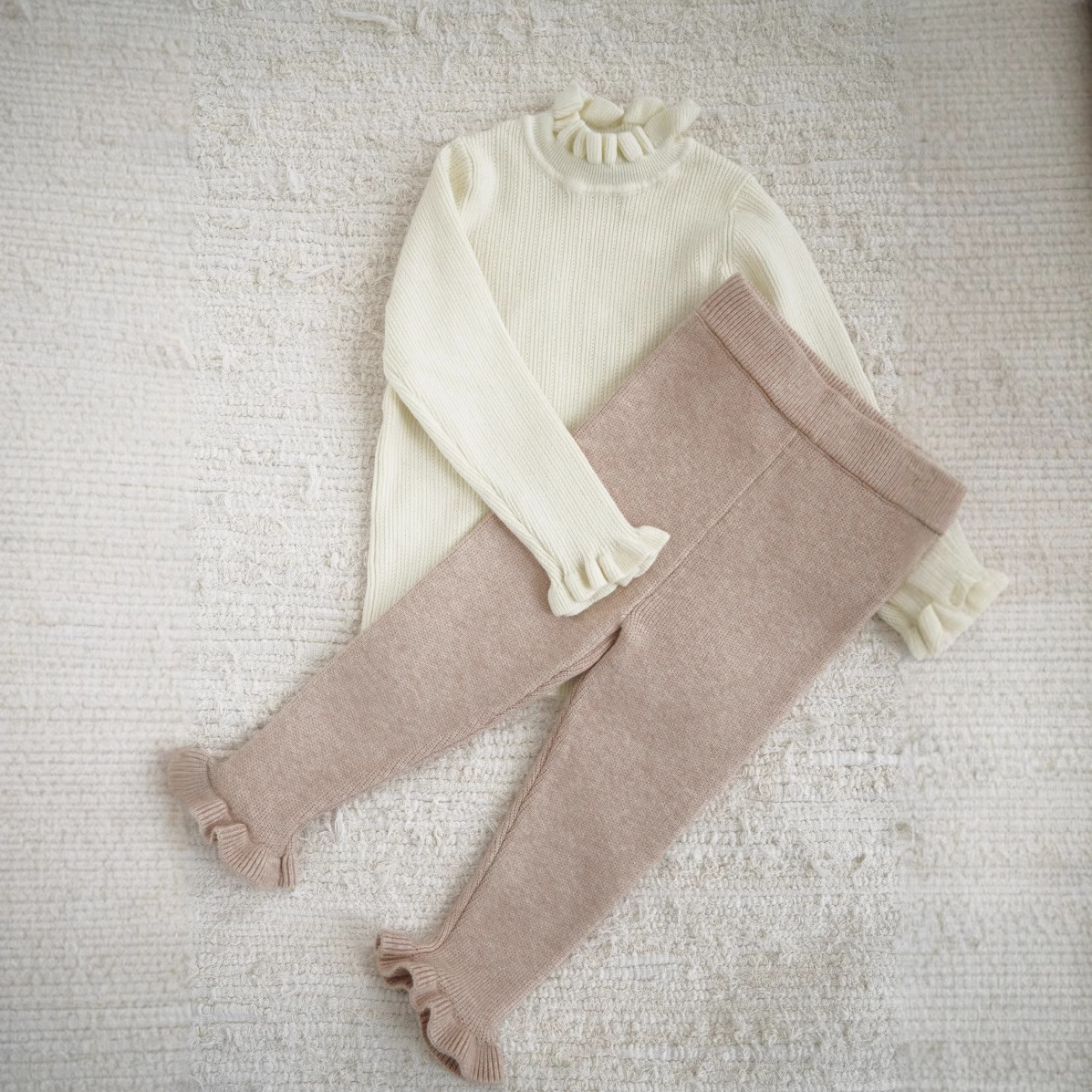 (2개) 2024 가을과 겨울 새로운 어린이 복고풍 부드러운 토끼 벨벳 코어-회전 원사 편안한 스트레치 니트 레이스 바지