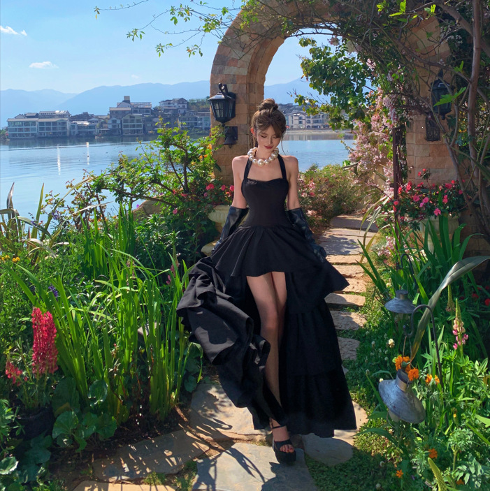 French-style high-end irregular princess dress, romantic black halter neck strap dress, waist-cinching puffy long dress French-style high-end irregular princess dress, romantic black halter neck strap dress, waist-cinching puffy long dress