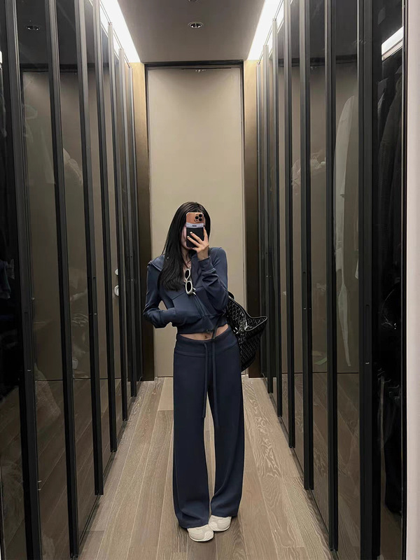 欧阳 连帽卫衣外套女秋季新款休闲宽松美式复古拉链开衫上衣|undefined