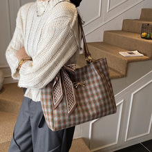 跨境新款小众复古托特包高颜值大容量百搭单肩包通勤时尚轻便布包