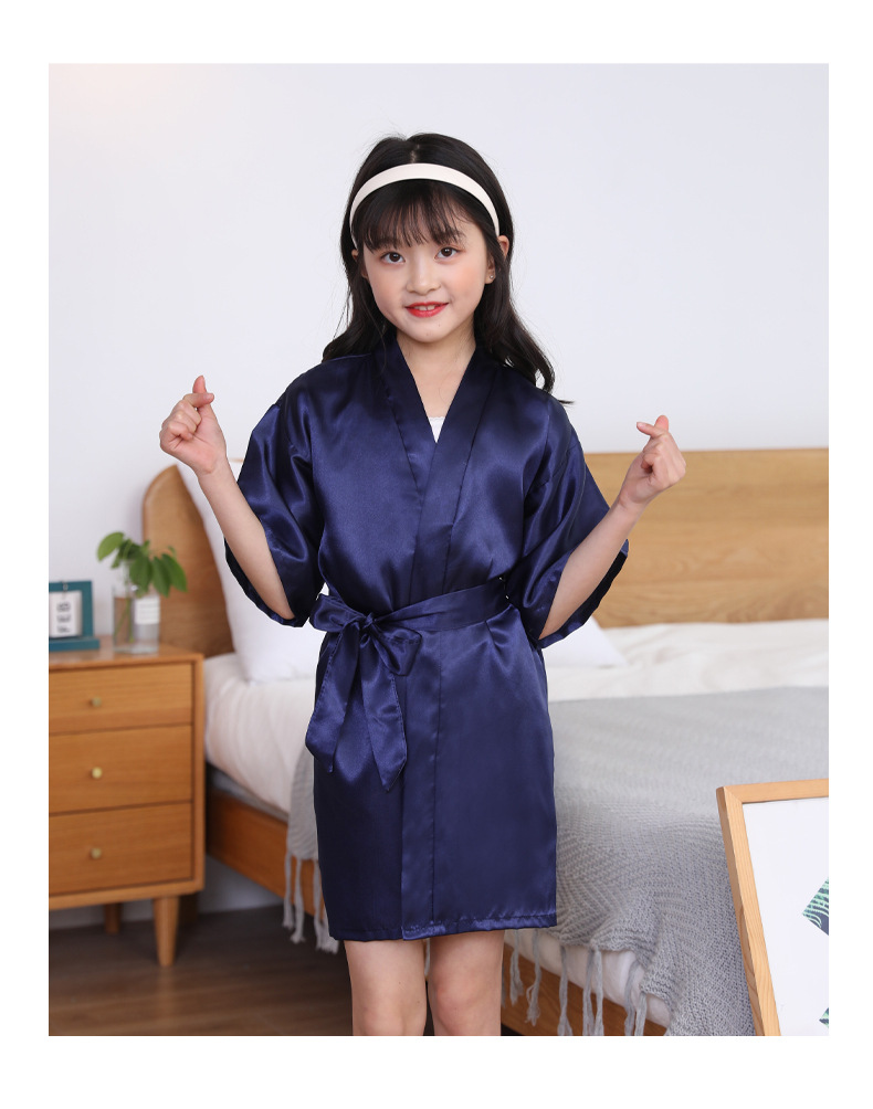 GraceChic Kinder-Sommernachthemd, neuer europäischer und amerikanischer Stil, einfarbiger, mittellanger Satin-Bademantel für Mädchen_voghion.com