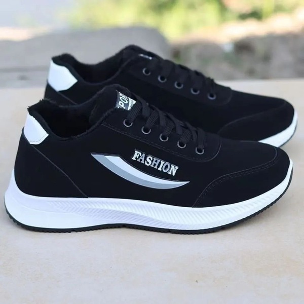 Sports breathable shoes
