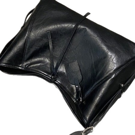 leather capacious universal waterproof bag