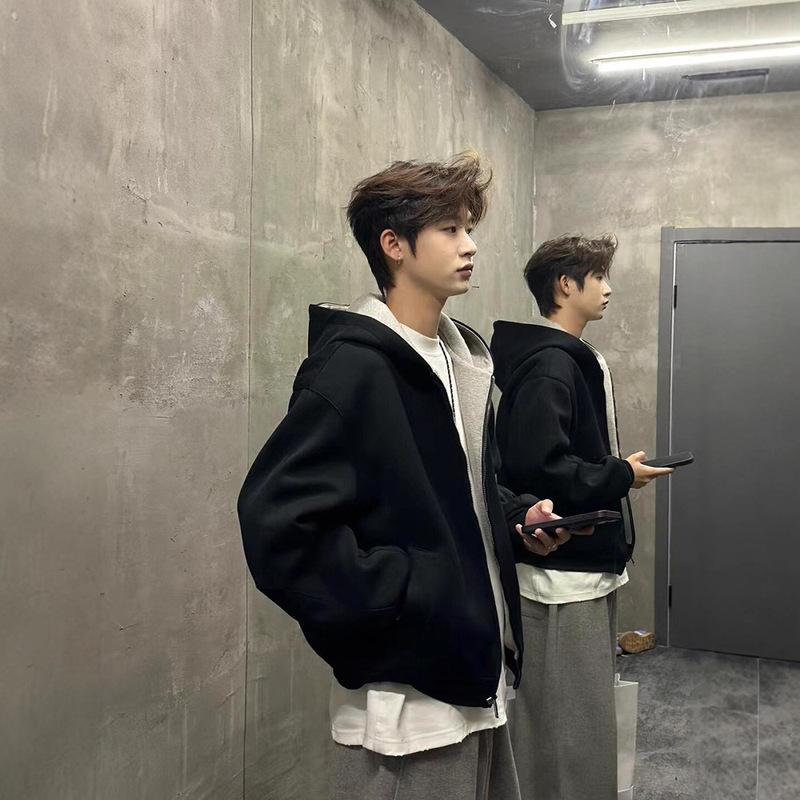 Trendy Brand Sunshine Hoodie for Men, New Autumn Style, Ins High Street Cool Casual Jacket, High-End Couple's Coat Trendy Brand Sunshine Hoodie for Men, New Autumn Style, Ins High Street Cool Casual Jacket, High-End Couple's Coat