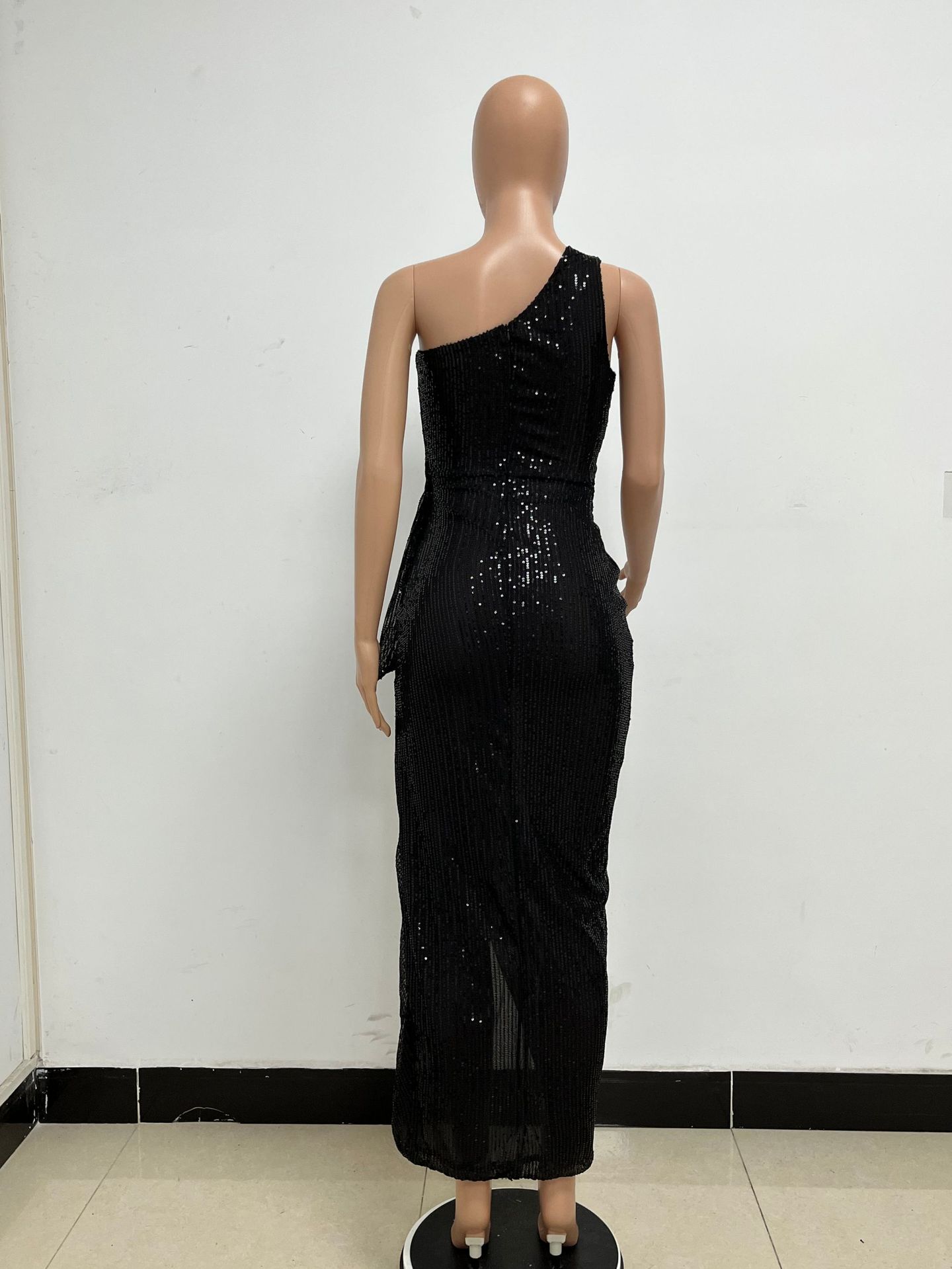 357g Weight Maxi Long Dress Dress Length Type Sleeveless Sleeve Length Sheath Dress Dresses Type Spandex, Polyester Fabric Type High Waist Waist Line Holiday, Daily Occasion Oblique collar Neckline Slim Fit Type Solid Color Pattern Summer Season Women's Gender Elegant, Sexy Style Wholesale Women's Elegant Sexy Solid Color Holiday Daily Oblique Collar Sleeveless Sheath Dress 84