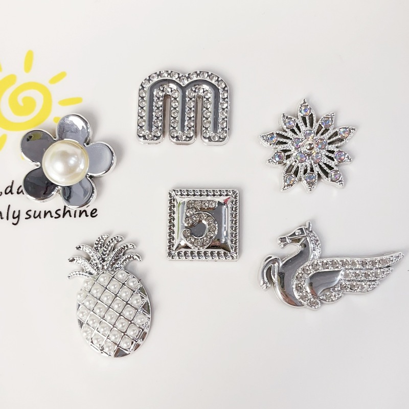 電気メッキシルバーリボンひまわりジュエリーアクセサリー diy ヘアアクセサリーヘアピン携帯電話ケース下駄素材|undefined