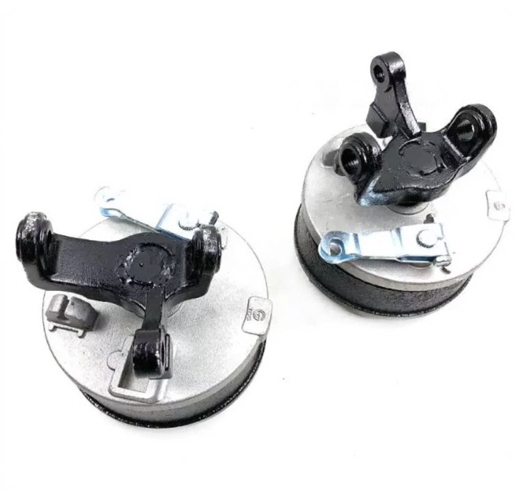 Four-wheel motorcycle, go-kart, and beach buggy accessories: modified front drum brake, brake drum, wheel hub, and steering knuckle