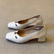 方头法式镂空包头凉单鞋女2025新款夏季配裙子粗跟绝绝子玛丽珍鞋