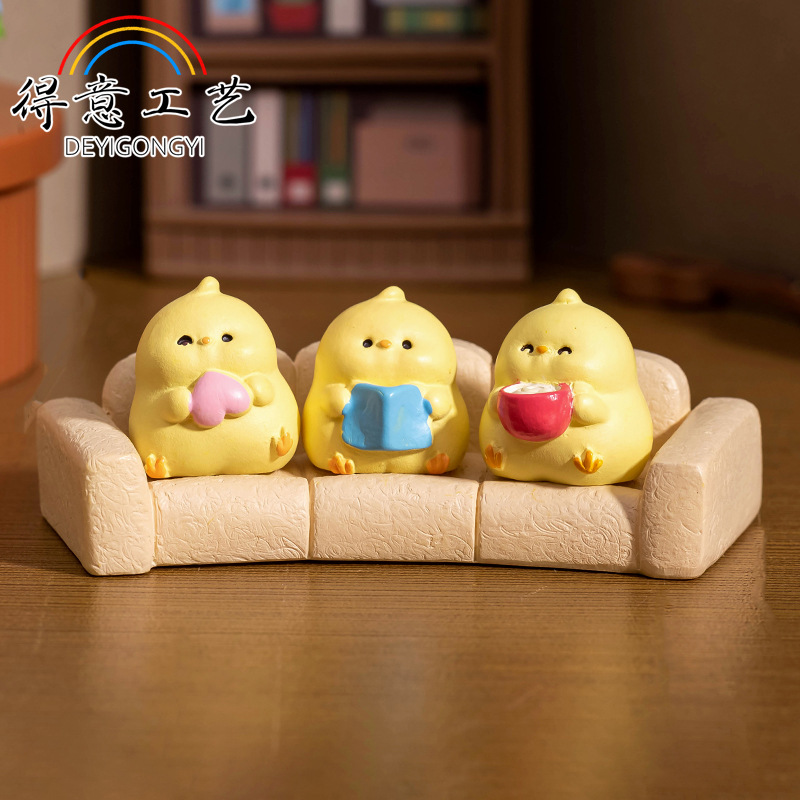 微景観置物クリエイティブかわいいカジュアル楽しいひよこDIY家庭装飾アクセサリーデスクトップ車置物