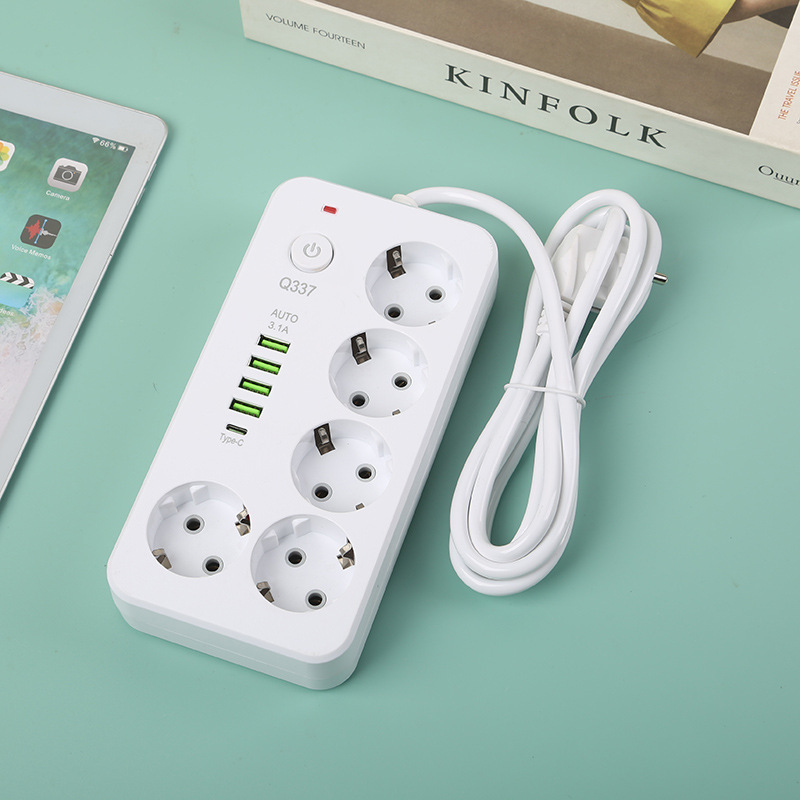 Enchufe de comercio exterior europeo enchufe ruso caja de color blanco y negro neutral 4USB + 1Type-C