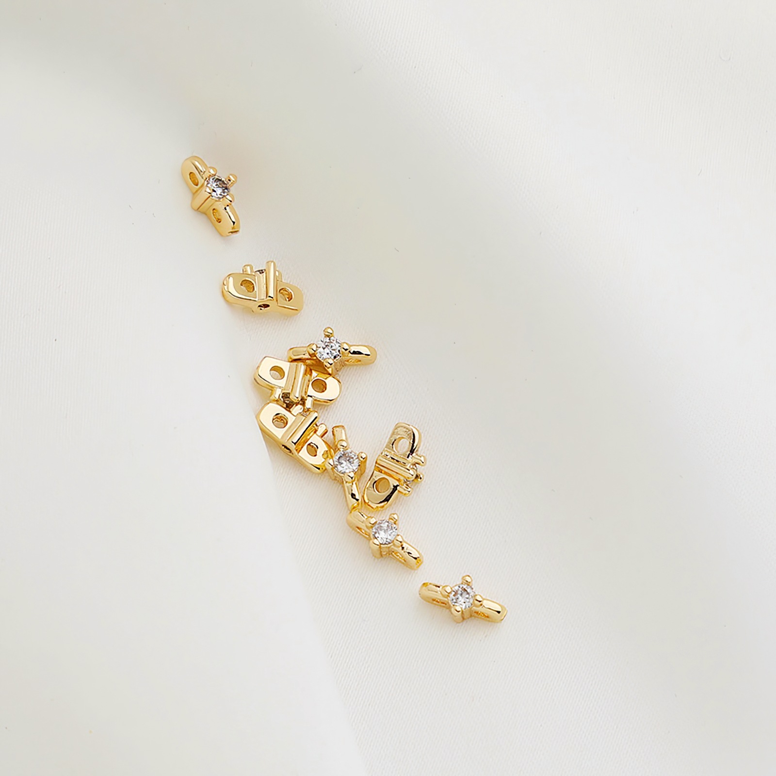 O1CN01xHSBFH1eqmYGYGB28_!!2212