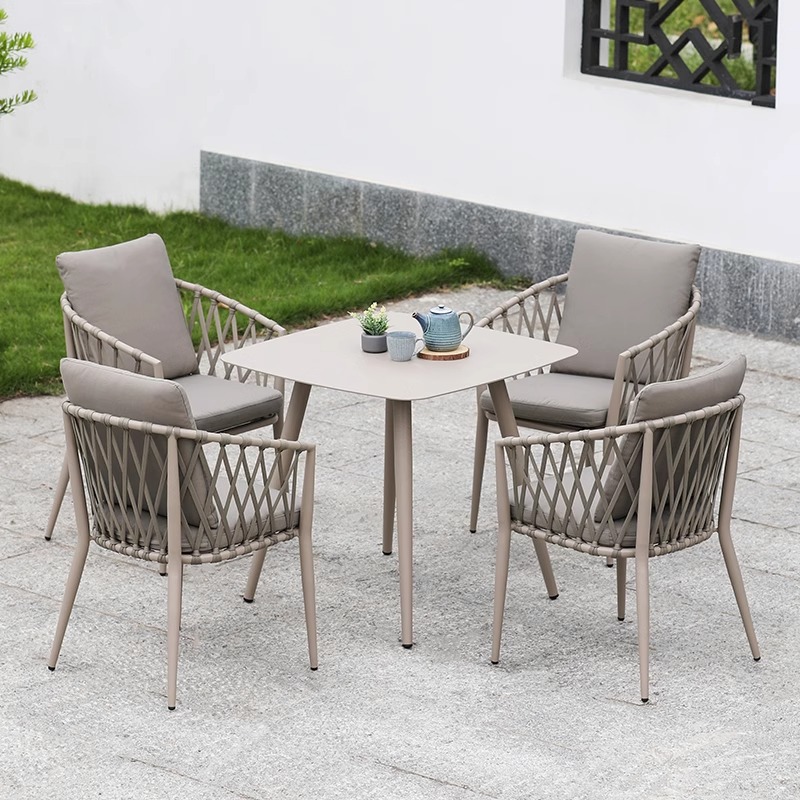 Mesas y sillas al aire libre nórdicas Patio Villa Patio Mesas y sillas Patio Al aire libre Jardín Terraza Ocio Mesas y sillas de ratán Combinación