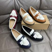 ���Q�¿�Ӣ���Lƴɫ���K�����ָ�Ƥ��r��Ů����Ь