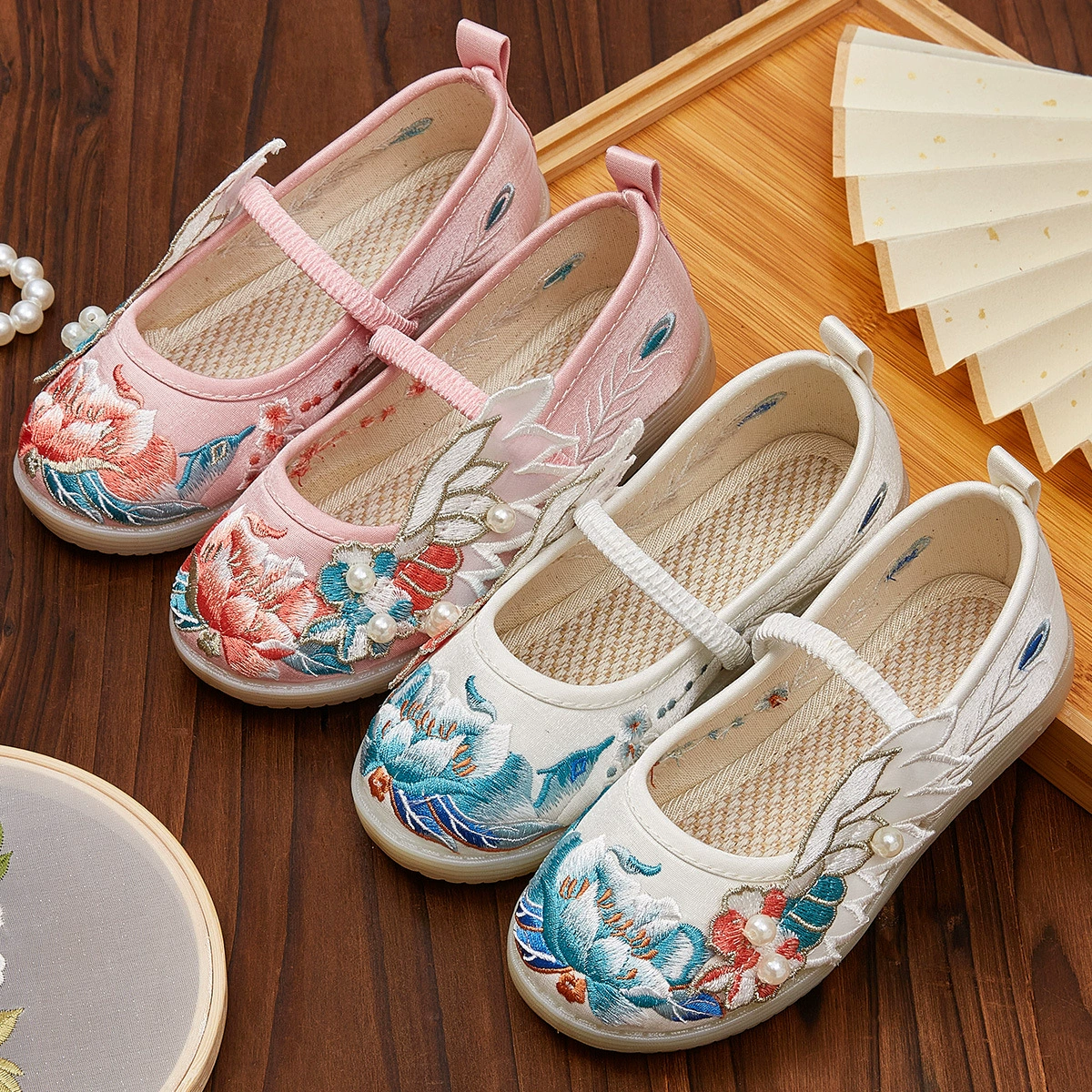 Old Beijing традиционная Тканевая обувь детская обувь принцесса детская обувь Hanfu Новая тканевая обувь для девочек Детская вышитая обувь в старинном стиле