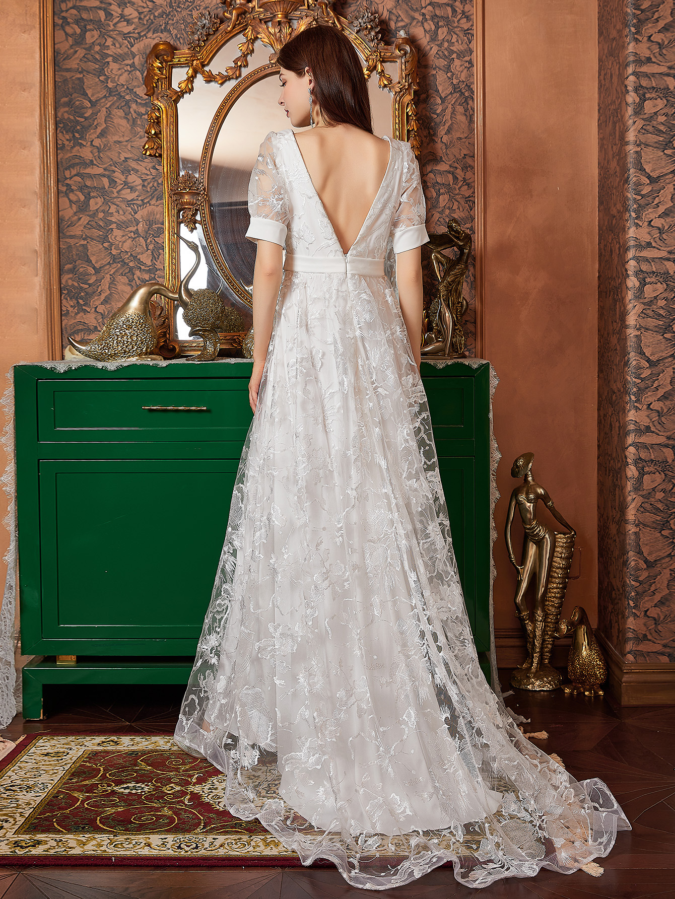 Ropa de mujer de comercio exterior europeo y americano nuevo vestido de novia de encaje vestido de novia fiesta de banquete vestido de cola con cuello en v