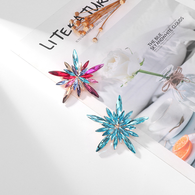 Große Stern-brosche Mit Strass Und Blumen Im Europäischen Stil_voghion.com