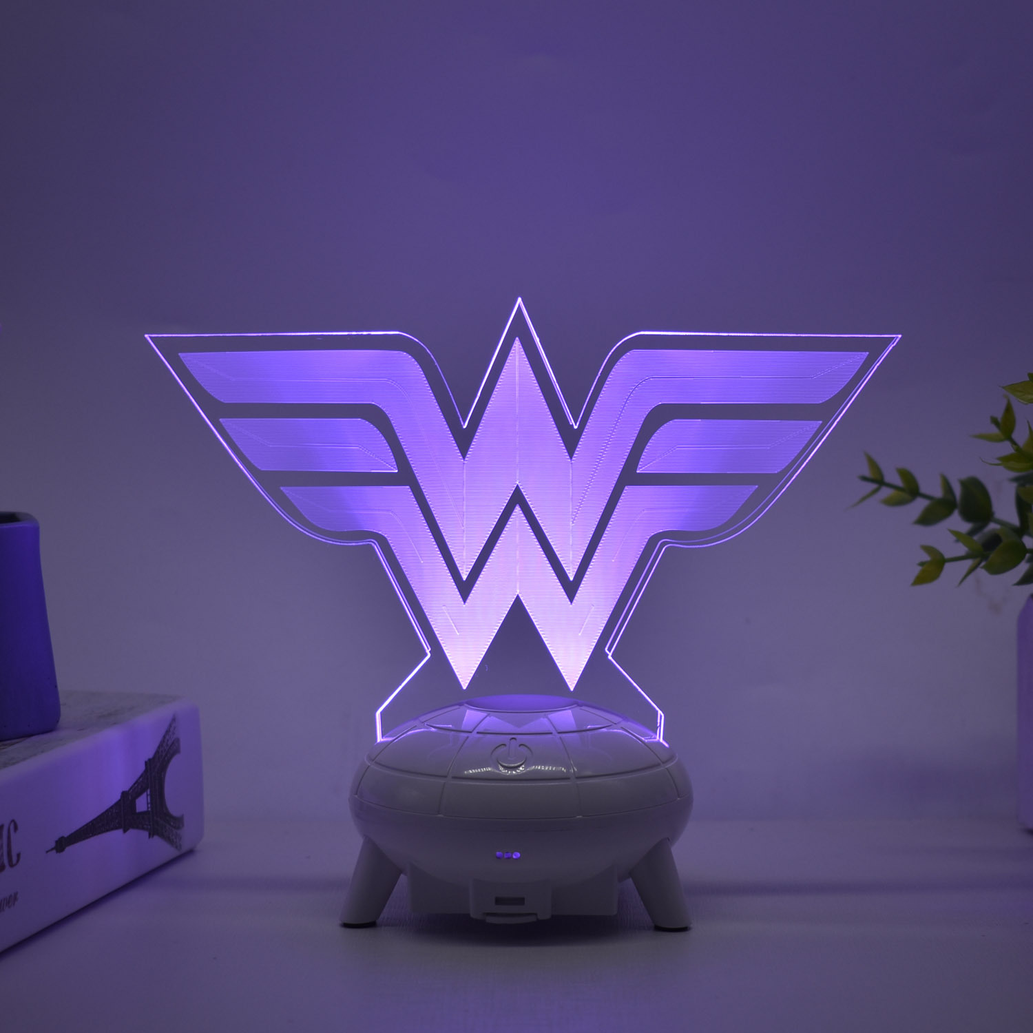 Transfronteriza serie de superhéroes Spider-Man Iron Man periférico 3D luz de la noche luz creativa pintura decoración adornos hechos a mano