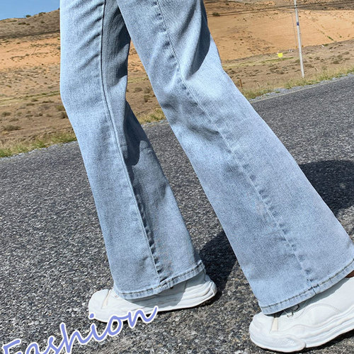 Light-colored mini trumpet jeans for women, slim fit, trendy, high-waisted, flattering for petite figures, tight elastic, floor-length hoof pants