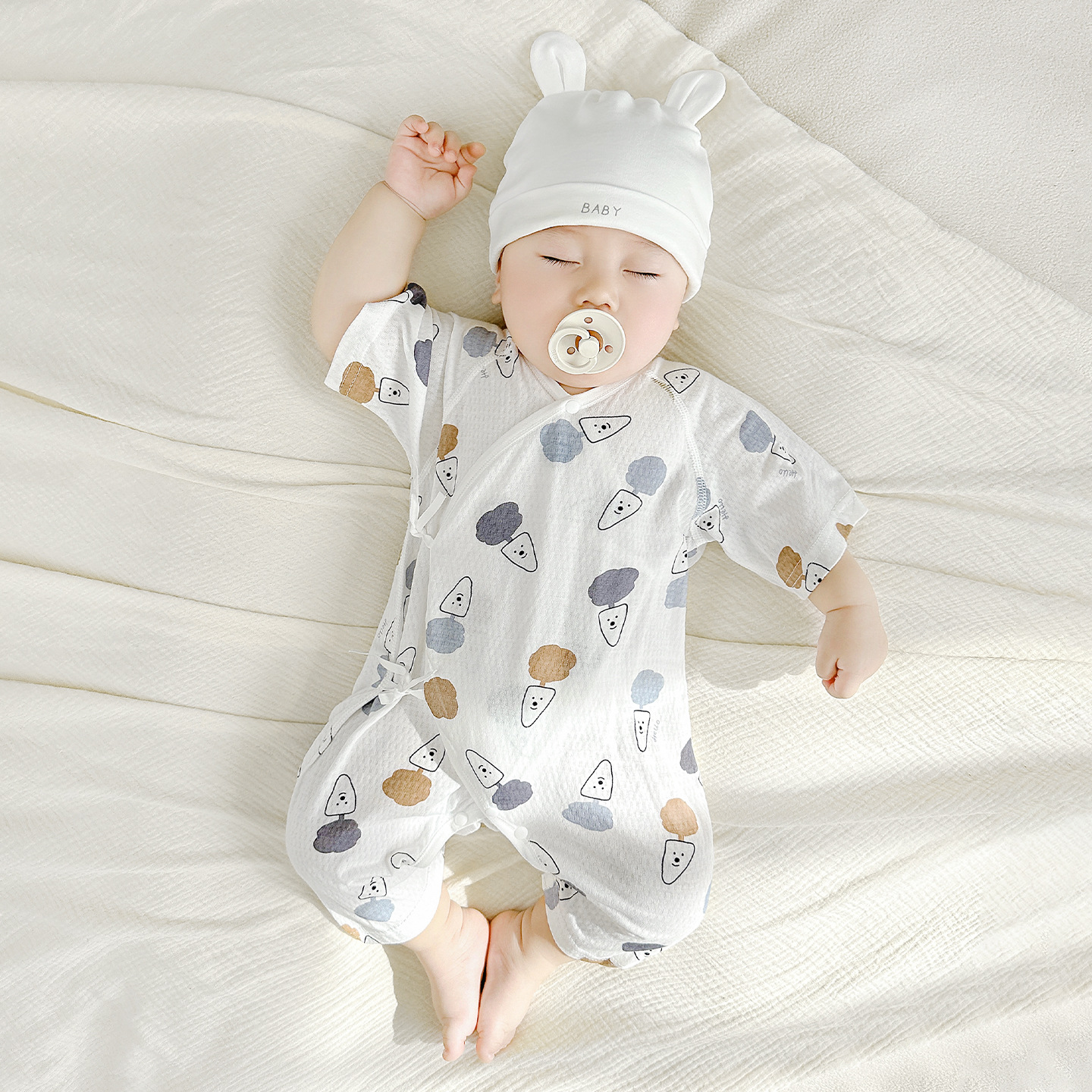 Mono de bebé verano para hombres y mujeres niños pequeños de manga corta de algodón puro monje mampara ropa de recién nacido ropa de verano para bebés