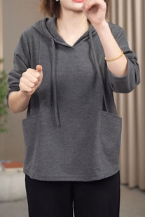 ��ڴ����ͺ������Bñ�l�´�aŮ�b�ڿ茒���⴩�ȴ��